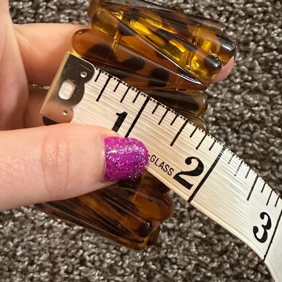 Fashion Jewelry Tortoiseshell Stretchy Beaded Bracelet - Picture 5 of 5